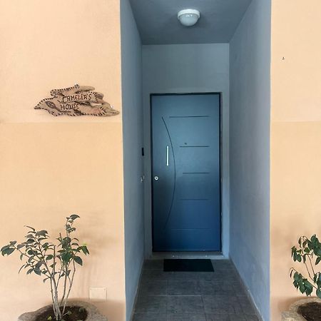 Camelia'S House Apartment Olbia Exterior photo
